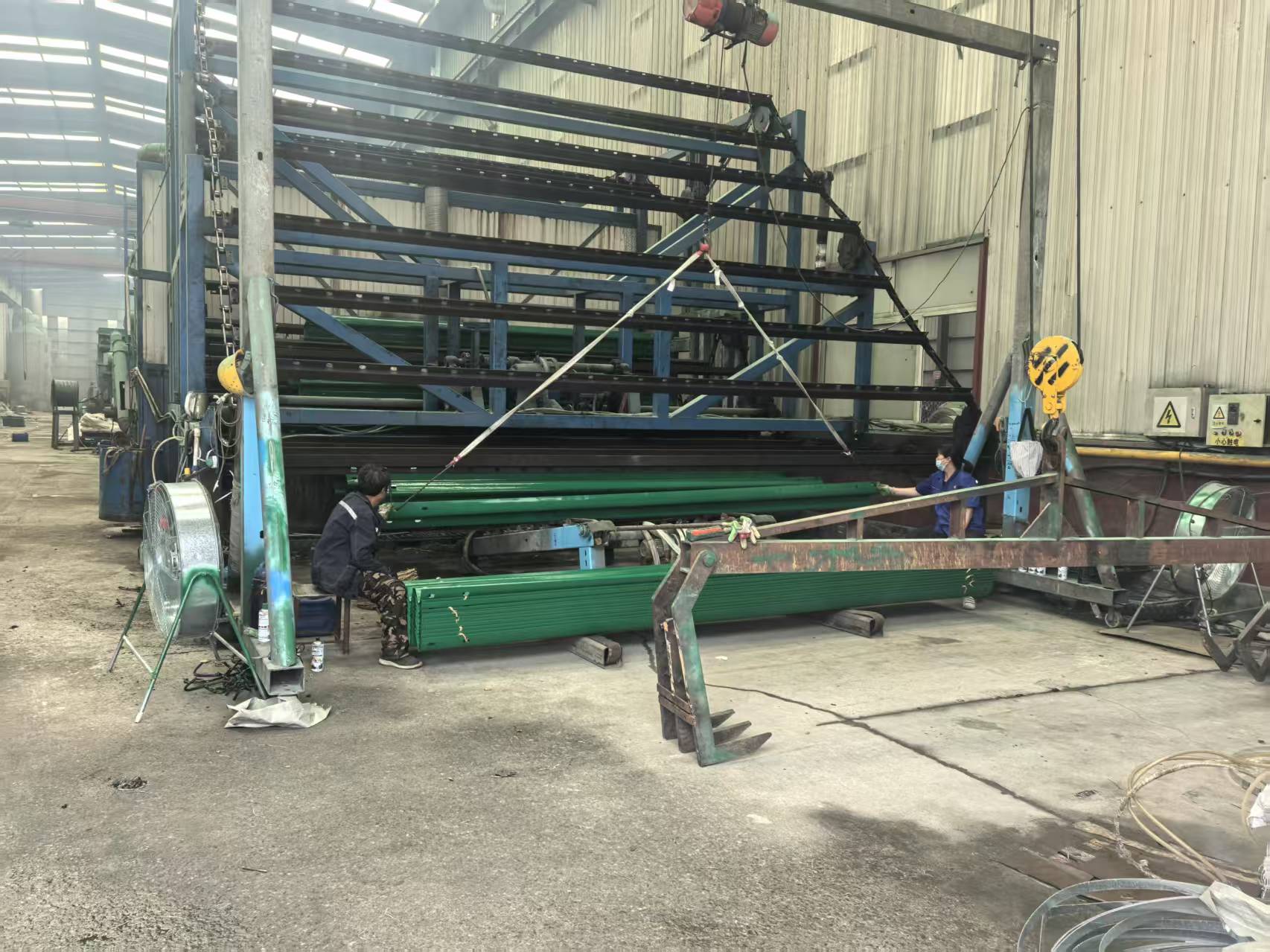 海口市环氧锌基波形护栏环氧锌基波形护栏 - 排名